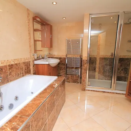 Incredible House In Complete Center * Dublin